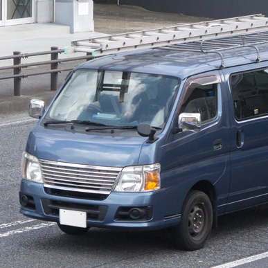 低年式・過走行車